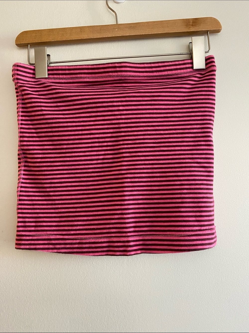 🌸🌼3 for $12🌸🌼 Old Navy Hot Pink and brown Striped Stretch Tube top